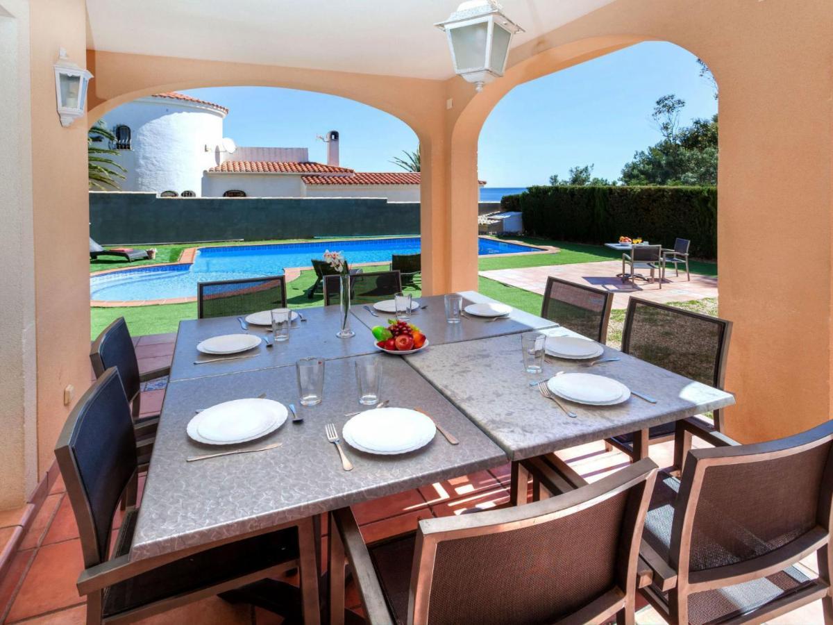 Villa Villa Caleta By Interhome Les Tres Cales Kültér fotó
