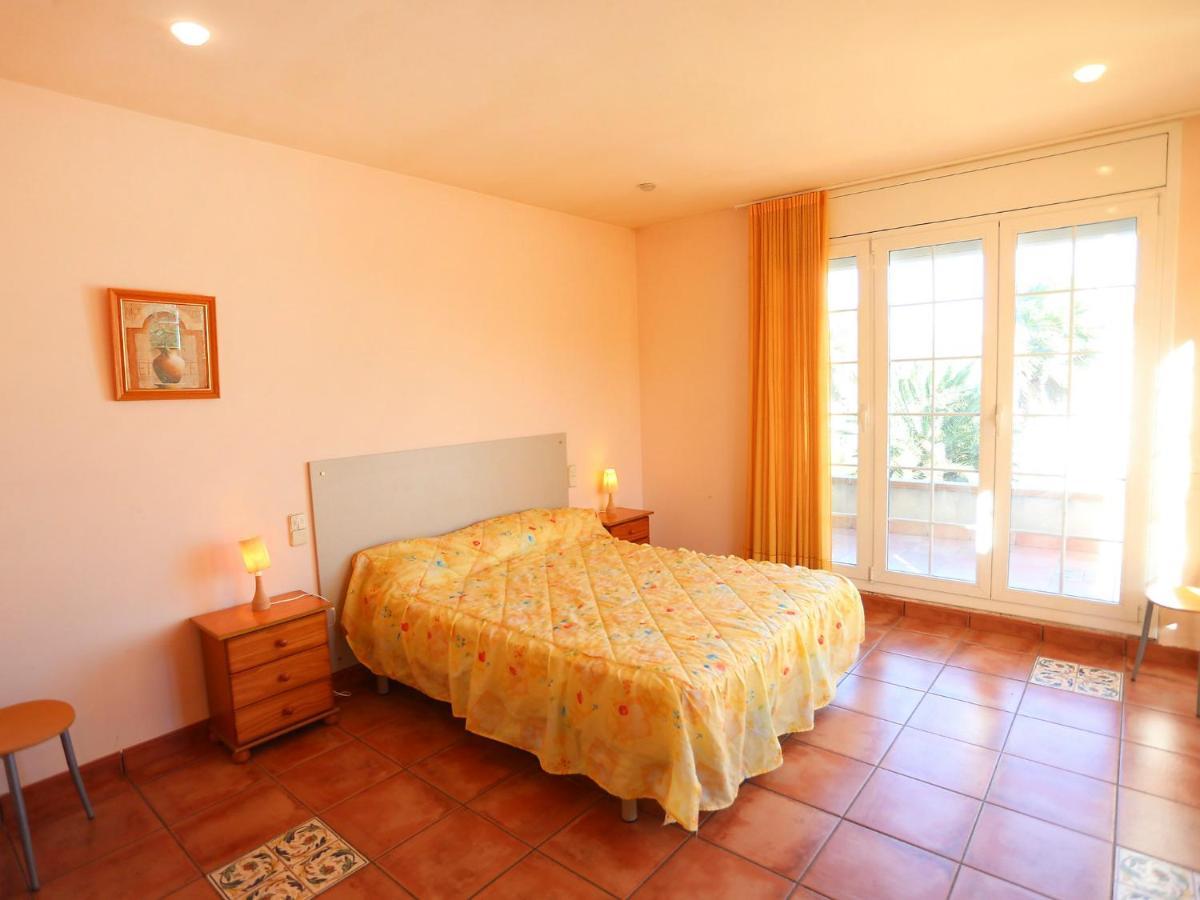 Villa Villa Caleta By Interhome Les Tres Cales Kültér fotó