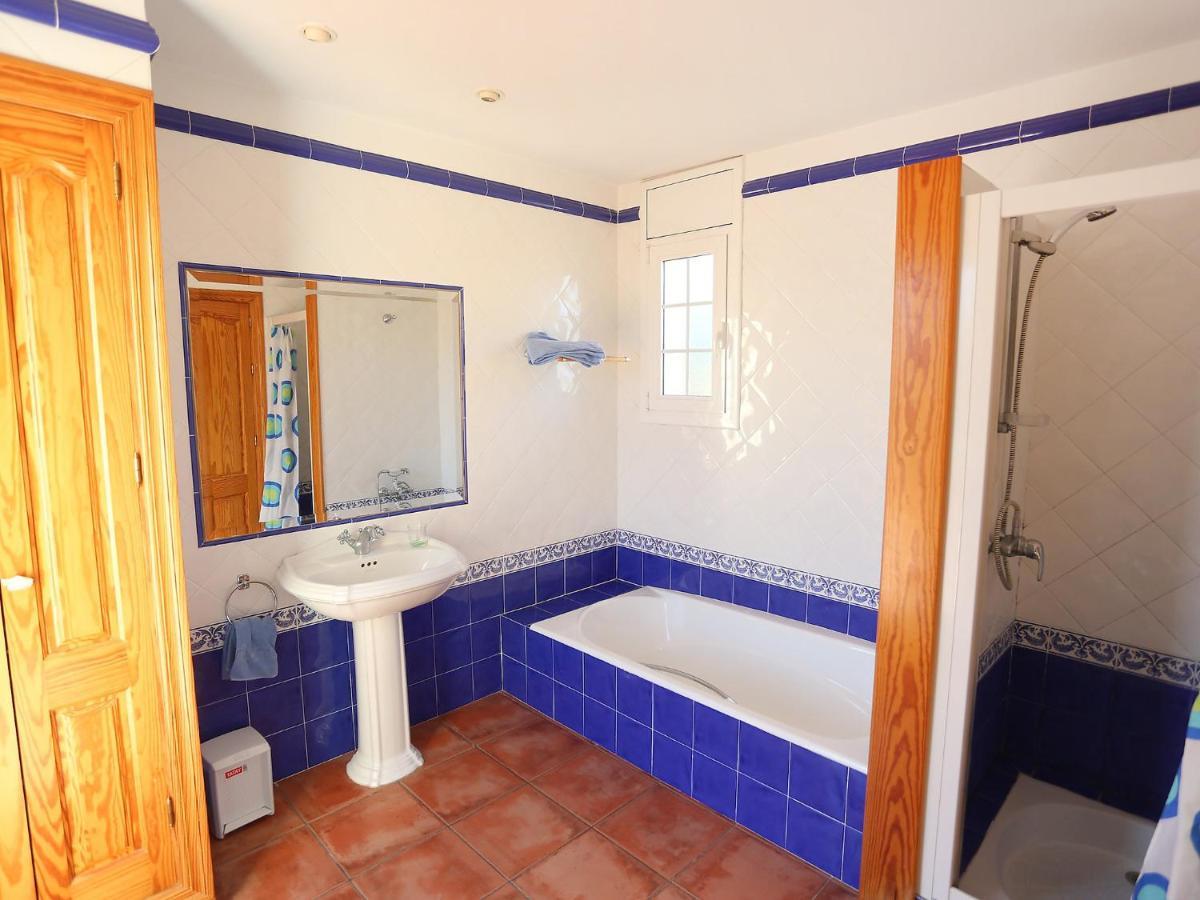 Villa Villa Caleta By Interhome Les Tres Cales Kültér fotó